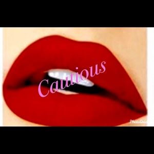 💄CHARM MATTE LIQUID LIPSTICK 💋